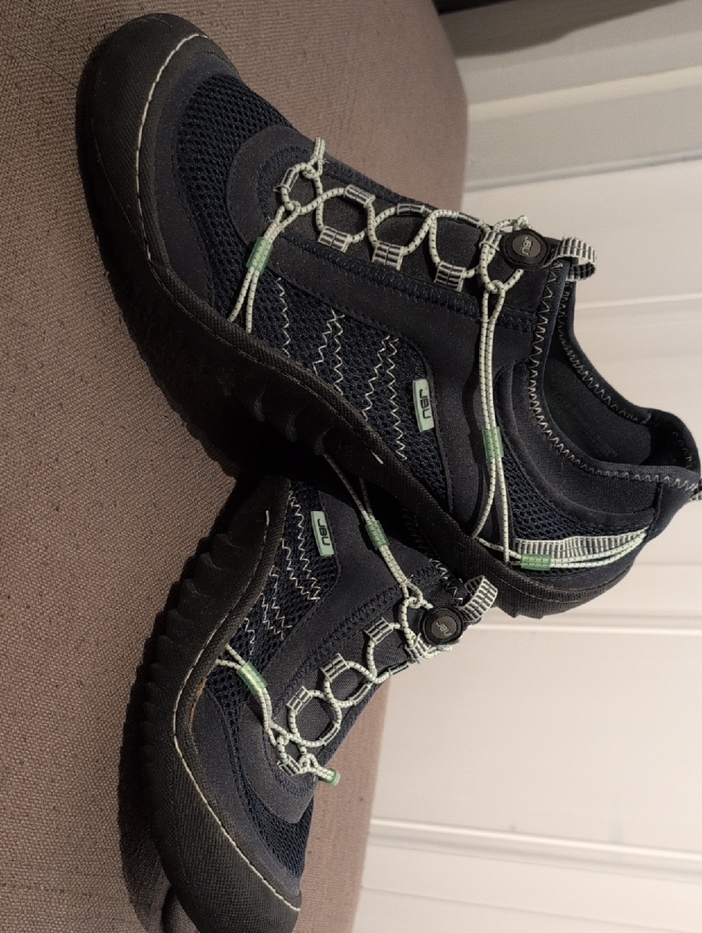 JBU Water Hiking Shoe